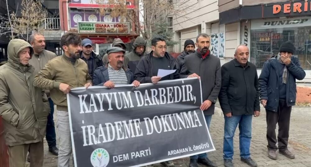 DEM Parti Ardahan İl Örgütünden Basın Açıklaması: Kayyım Darbedir, İrademe Dokunma!