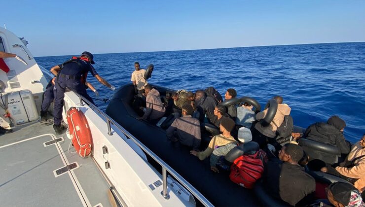 51 düzensiz göçmen kurtarıldı…