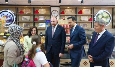 AK Parti Türkiye Yüzyılı buluşmaları için sahaya indi! Bir günde 1700 program