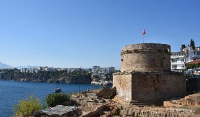 ‘Antalya Kaleiçi satılığa çıkarıldı’ iddialarına cevap geldi! DMM yalanladı