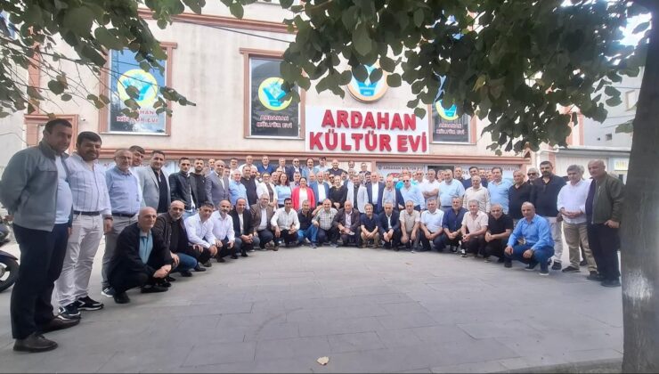 ARDAHAN DERNEKLERİ KÜLTÜR EVİNDE BİR ARAYA GELDİ 
