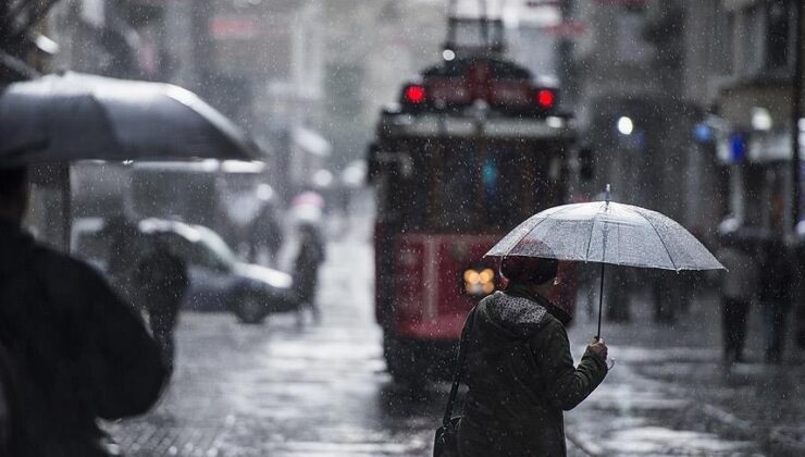 Balkanlar İstanbul'a sağanak getiriyor! Perşembe gününe dikkat