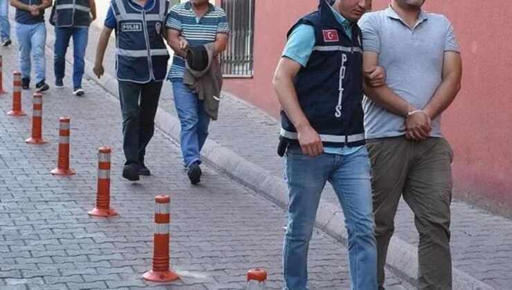 Bursa merkezli FETÖ operasyonu: 5 şüpheli yakalandı