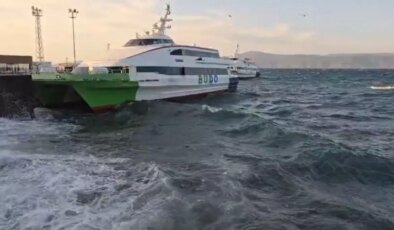 Bursa’da deniz otobüsleri seferleri olumsuz hava koşulları nedeniyle iptal edildi