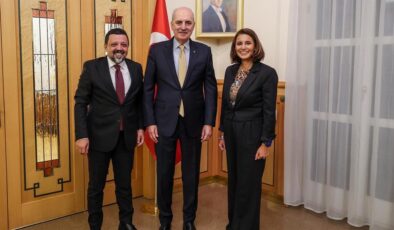 Canlı yayında kavga etmişlerdi, Numan Kurtulmuş'la poz verdiler