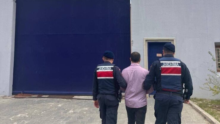 Cezaevinden kaçtı, camide uyurken yakalandı
