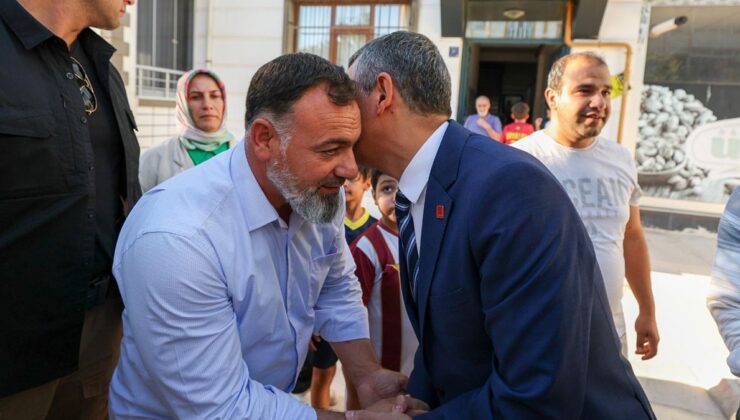 CHP Lideri Özgür Özel'den şehit ailesine ziyaret