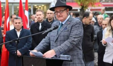CHP’li belediye başkanı Tuncer Başoğlu partisinden istifa etti