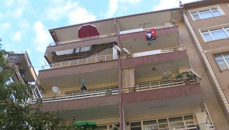 İstanbul'da balkon çöktü, bina tahliye edildi