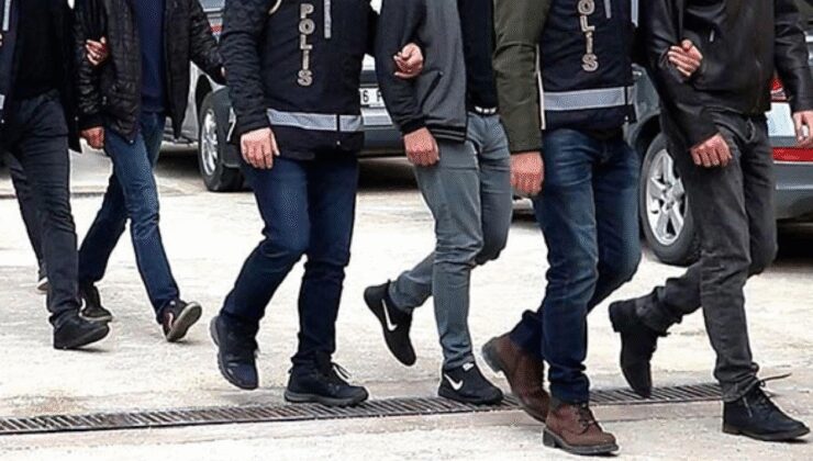 İzmir'deki FETÖ operasyonunda 10 gözaltı