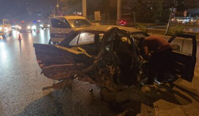 Kadıköy’de 3 araçlık zincirleme kaza!