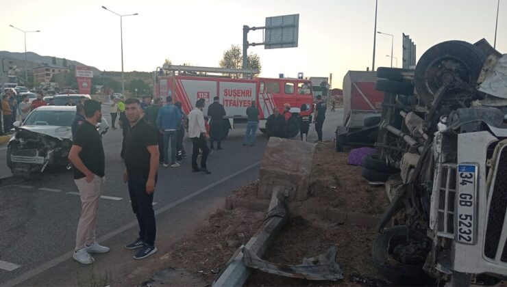 Minibüs devrildi, ortalık savaş alanına döndü: 15 yaralı