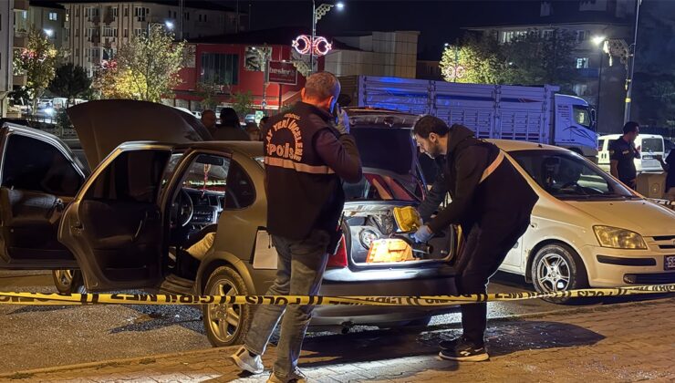 Otomobil içinde çakmak gazı patladı: 1 çocuk öldü, 2 çocuk yaralı