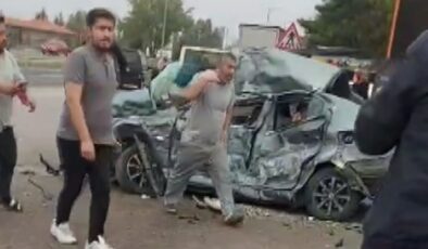 Otomobil tankere çarptı: 3 ölü, 2 yaralı