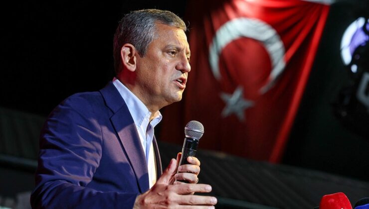 Özgür Özel'den Küçükçekmece mitingine davet: "Bizim güvencemiz millettir"