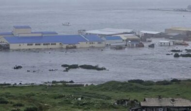 Rusya’nın Kamçatka bölgesinde 7,4 büyüklüğünde deprem, tsunami uyarısı verildi