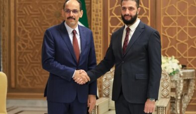 Şam’da tarihi zirve! MİT Başkanı Kalın, Şara ile bir araya geldi