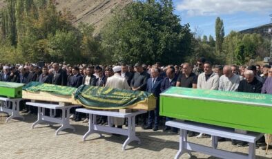 Sivas’ta kazada ölen 4 kişi toprağa verildi