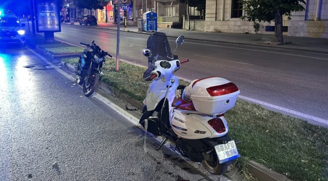 Sivas'ta motosikletler çarpıştı; 1'i ağır 2 yaralı