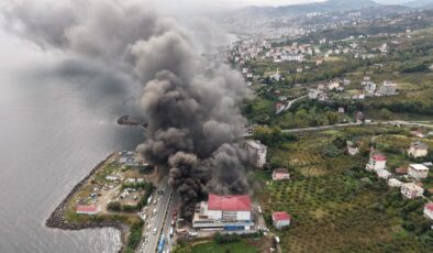 Trabzon’da AVM’de yangın! Dumanlar gökyüzünü kapladı