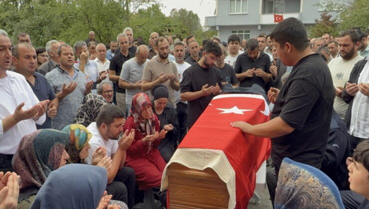 Zonguldak'ta göçükte ölen madenci toprağa verildi