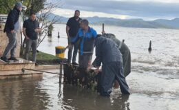 7 ilde hayat felç oldu: Ev ve iş yerlerini su bastı, sürücüler mahsur kaldı