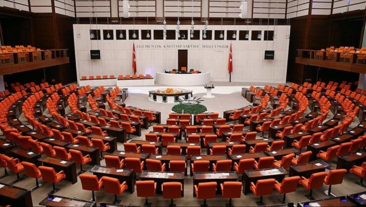 AKP duyurdu: Prim, borçlanma ve emlak vergisinde değişiklik