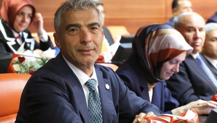 AKP’li vekile şok! Maden şirketi tribünde protesto edildi