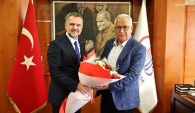 AKP'li İbrahim Akın göreve başladı