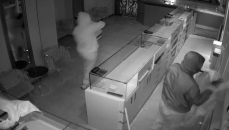 Ankara’da kuyumcudan 20 milyonluk altın çalındılar: O anlar kamerada