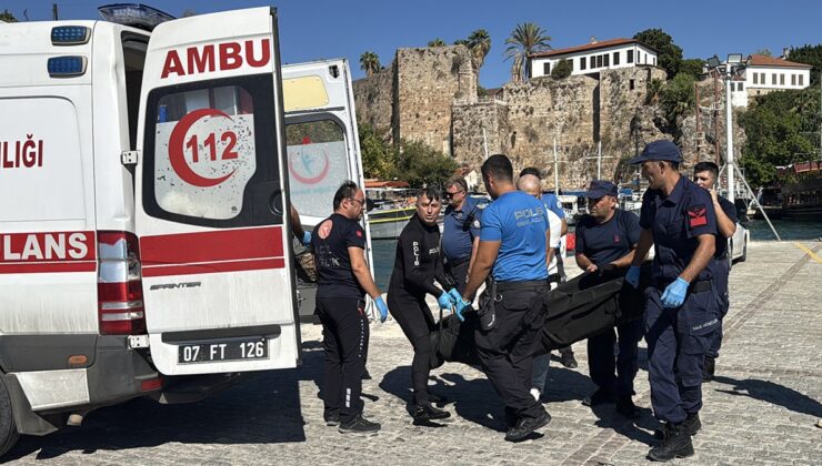 Antalya'da falezlerden denize düşen kadın öldü
