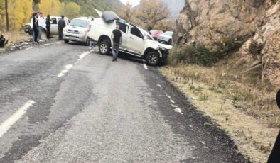 Artvin’de zincirleme trafik kazası: 4 yaralı