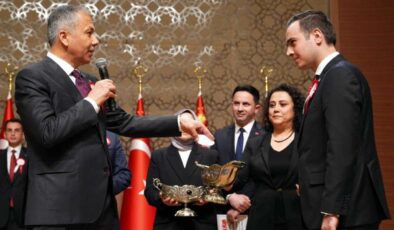 Bakan Yerlikaya’dan göreve yeni atanan kaymakamlara mesaj