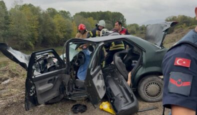Bartın’dan acı haber geldi! Otomobille tır çarpıştı: Karı koca öldü, 1 kişi yaralandı
