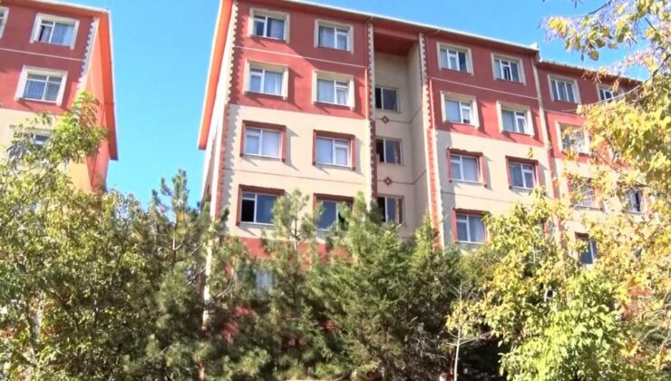 Beylikdüzü’nde yangın faciası: Bir kişi hayatını kaybetti!