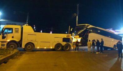 Bolu Dağı’nda tır ile otobüs çarpıştı