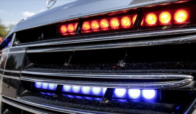 Çakar lambayla polis merkezine gittiler, ceza yediler