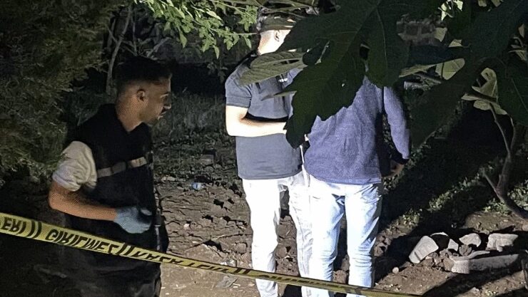 Cami bahçesinde dehşet! Bebek cesedi bulundu