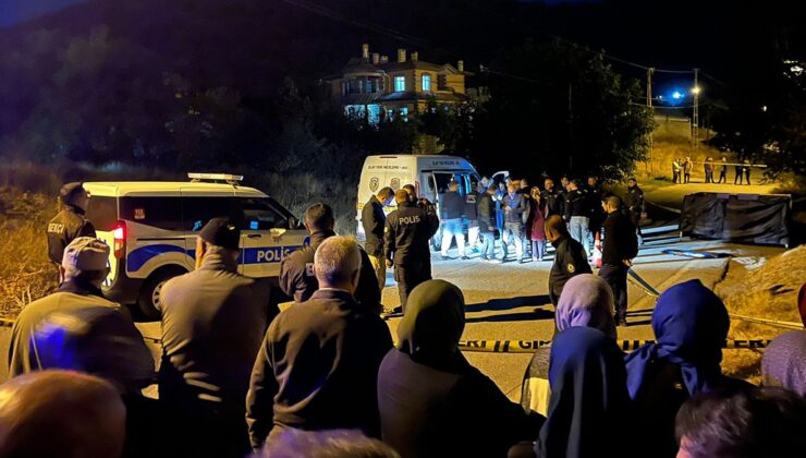 Cami çıkışı kanlı pusu: Talihsiz çift can verdi