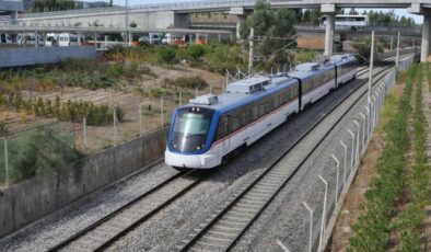 CHP’li İzmir’de ulaşıma zam kararı: İZBAN’da ücretler artırıldı!