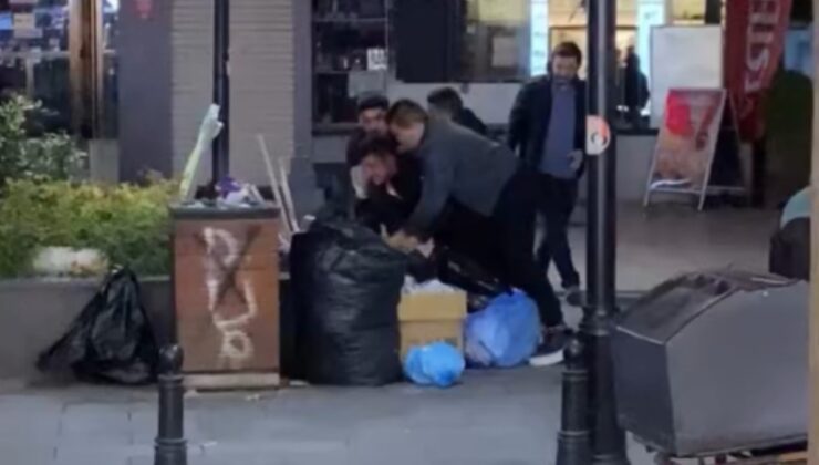 Çöpe attıkları adamı tekme tokat dövdüler