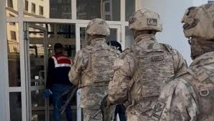 Çorum merkezli 3 ilde terör operasyonu: 2 şüpheli tutuklandı