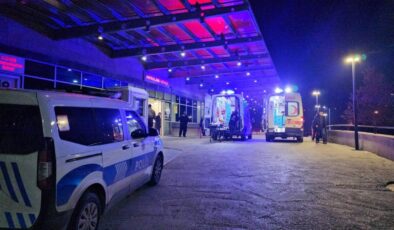 Çorum’da bıçaklı kavgada 2 kişi yaralandı