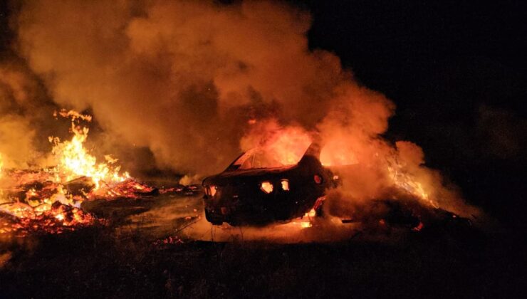Çorum'da otomobil yangını! Alevlerden göz göz görmedi