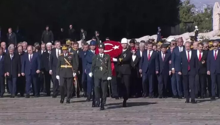 Cumhurbaşkanı Erdoğan ve devlet erkanı Anıtkabir’i ziyaret ediyor