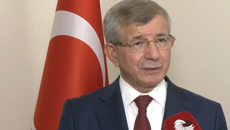 Davutoğlu'nun konferansını iptal eden üniversiteye sert tepki