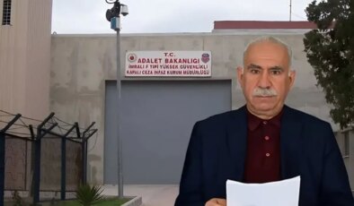DEM heyeti ile görüşen Öcalan: Sürecin gelişmesi siyasi ve hukuki gerekliliklere bağlı