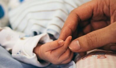 Doğum izinlerine yeni düzenleme: Anne ve babaların izin süreleri uzayabilir
