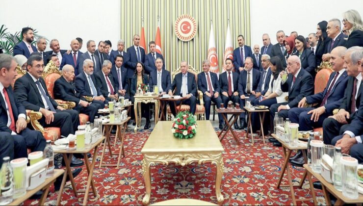 ‘Hain-katil’ dediklerini çaya sohbete çağırmış