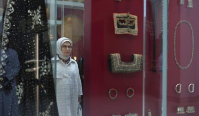 Emine Erdoğan, Umman’daki Ulusal Müze’yi ziyaret etti